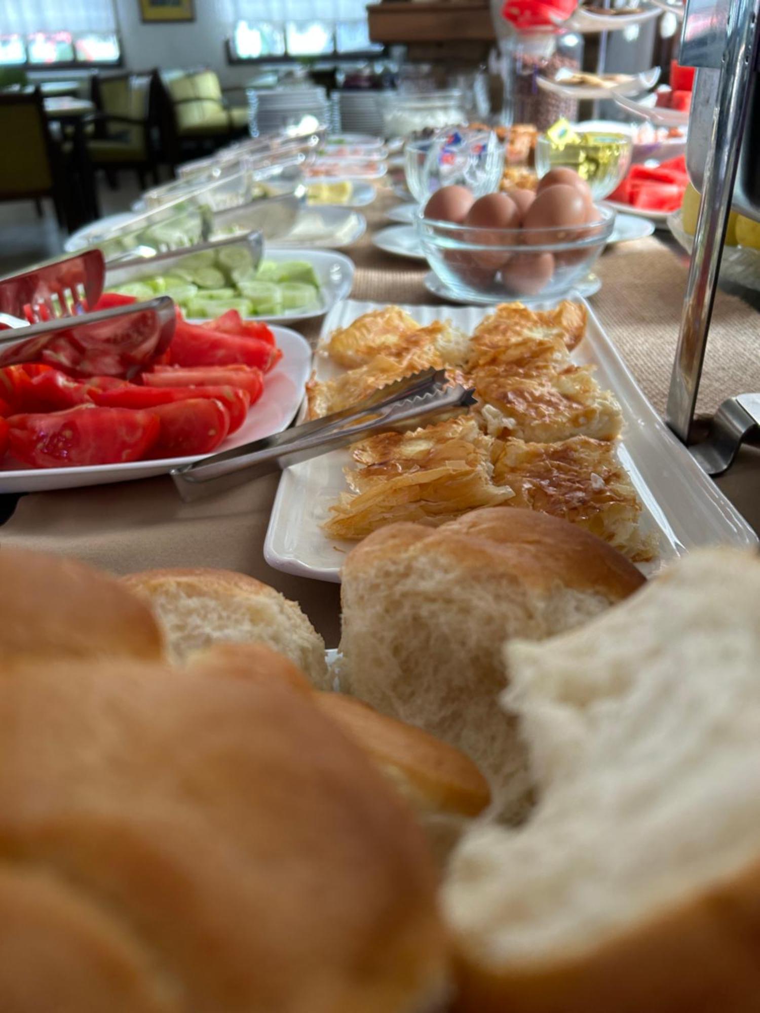 Family Hotel Bile Beli Osŭm Dış mekan fotoğraf