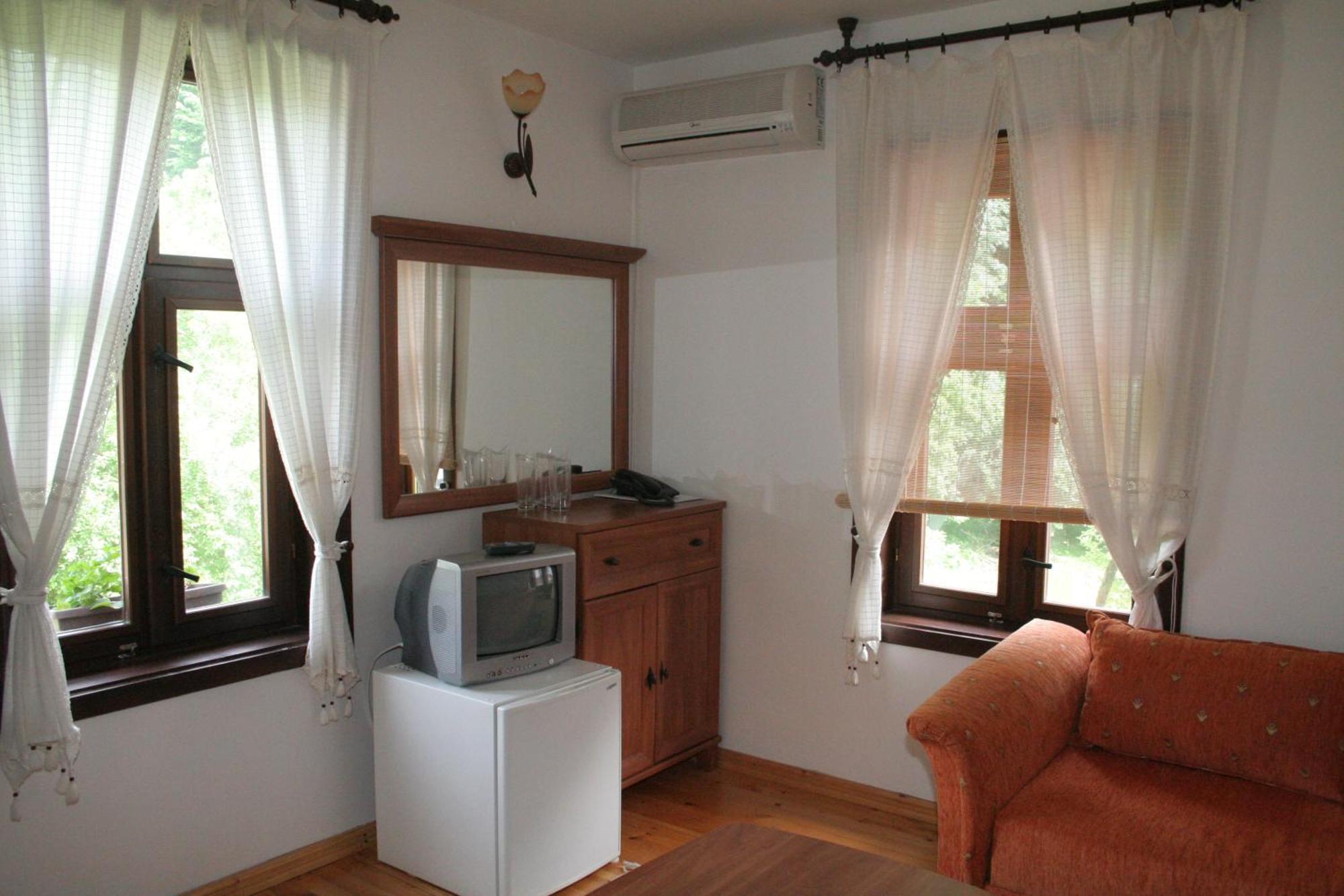 Family Hotel Bile Beli Osŭm Dış mekan fotoğraf
