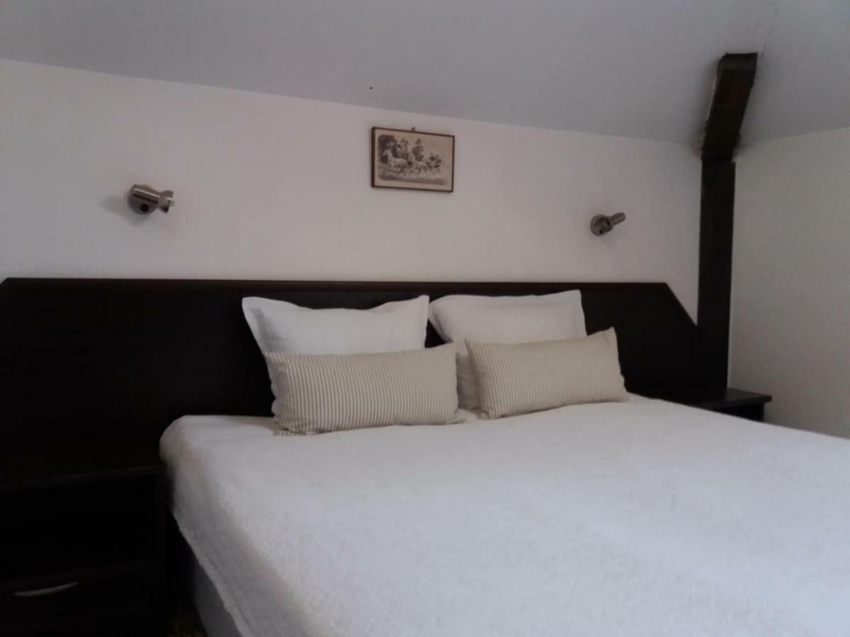 Family Hotel Bile Beli Osŭm Dış mekan fotoğraf