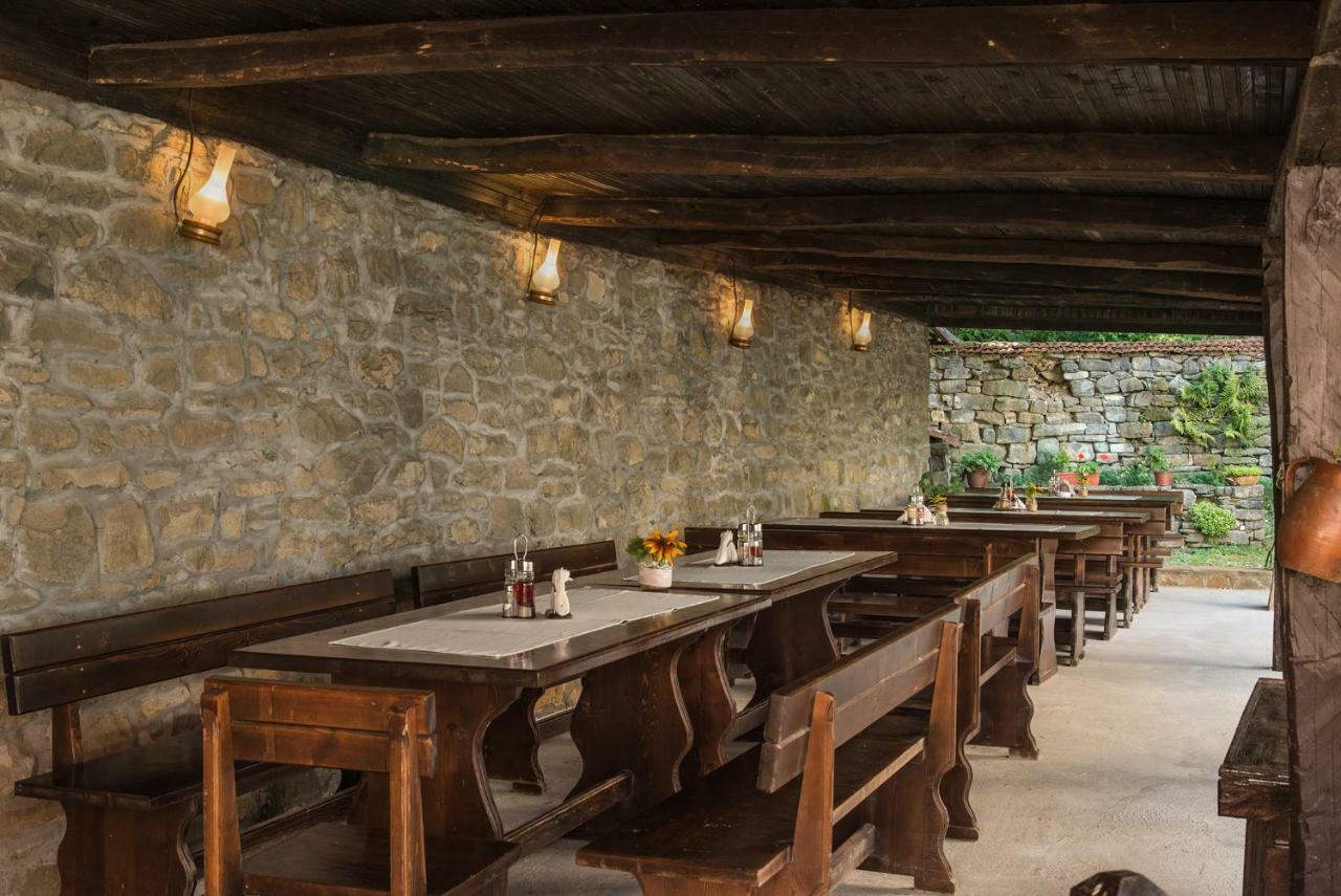Family Hotel Bile Beli Osŭm Dış mekan fotoğraf
